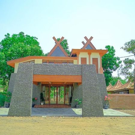 Point Of View Hotel & Resort Majalengka Extérieur photo